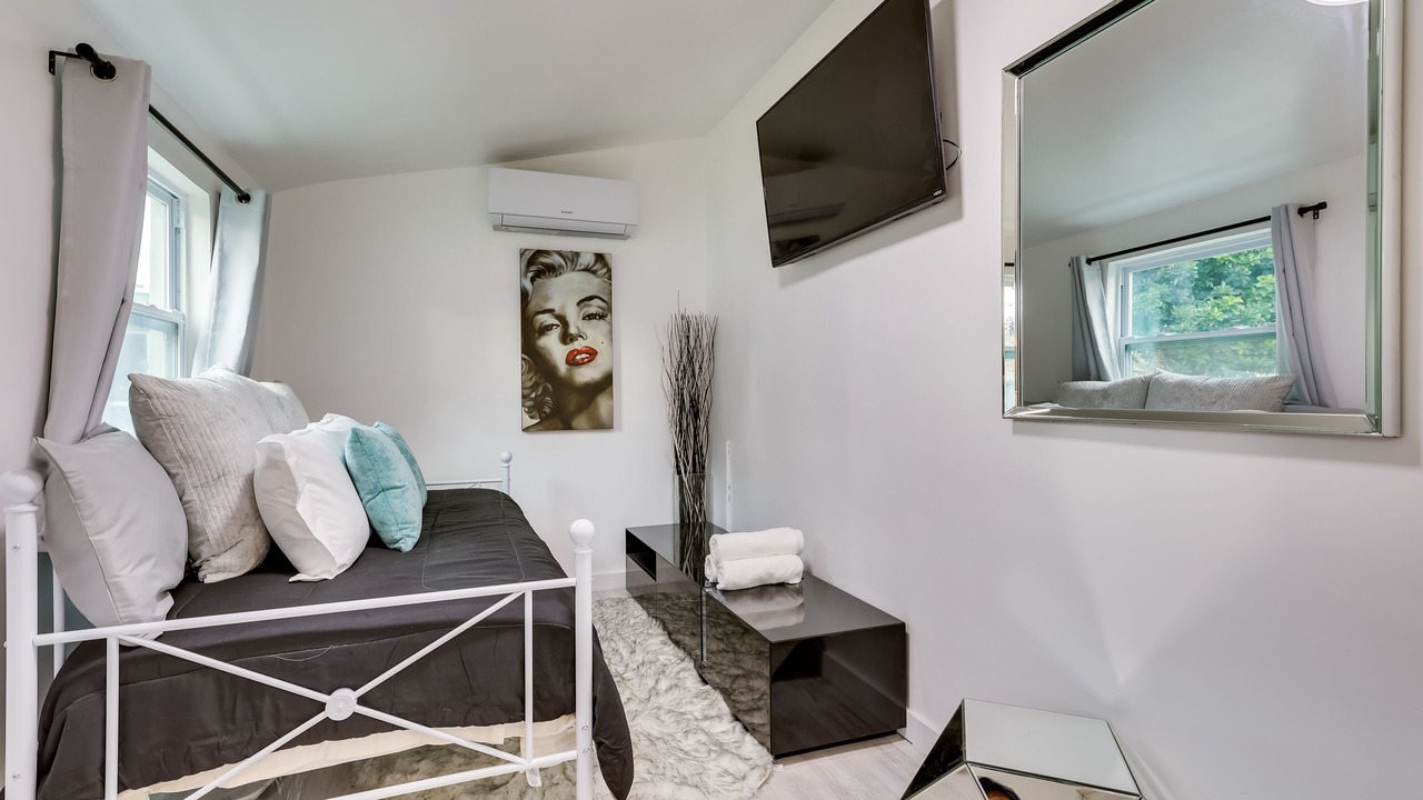 Photo of Bedroom in Liberty City