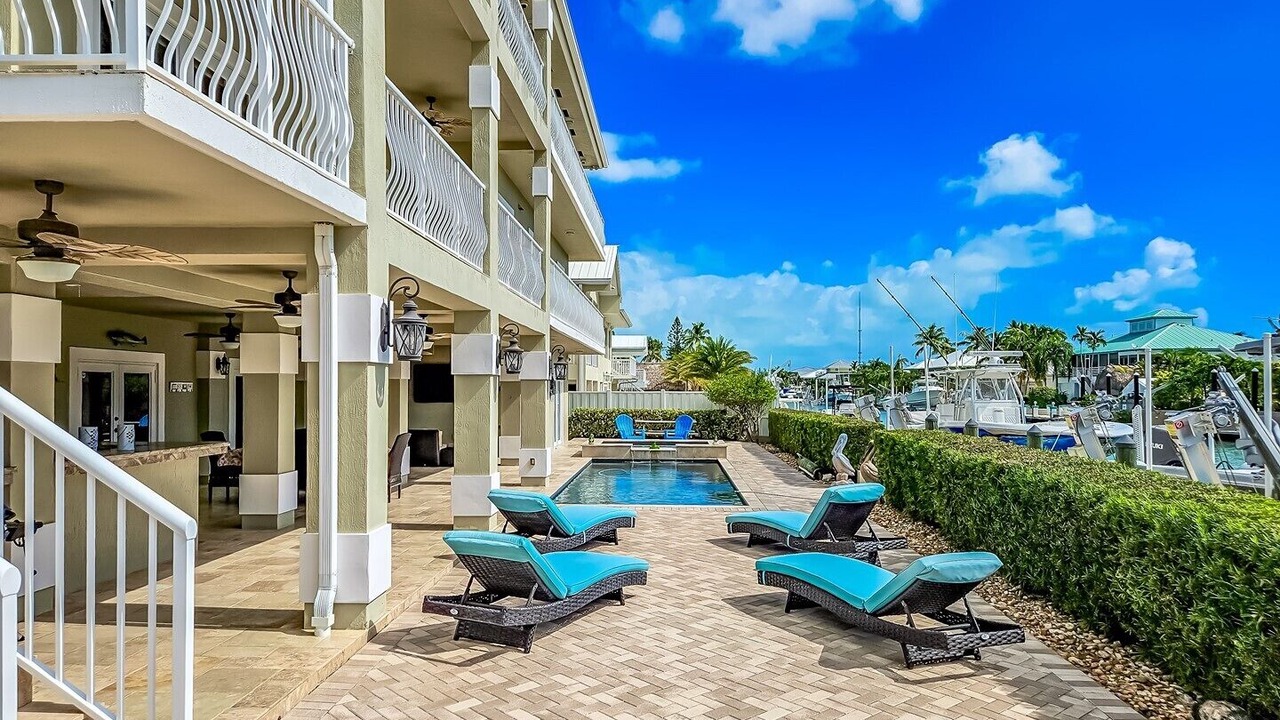 Photo of Outdoor in Venetian Shores