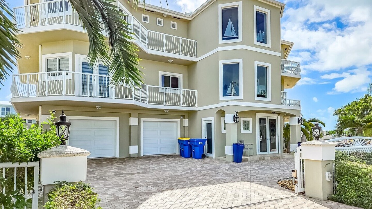 Photo of Outdoor in Venetian Shores