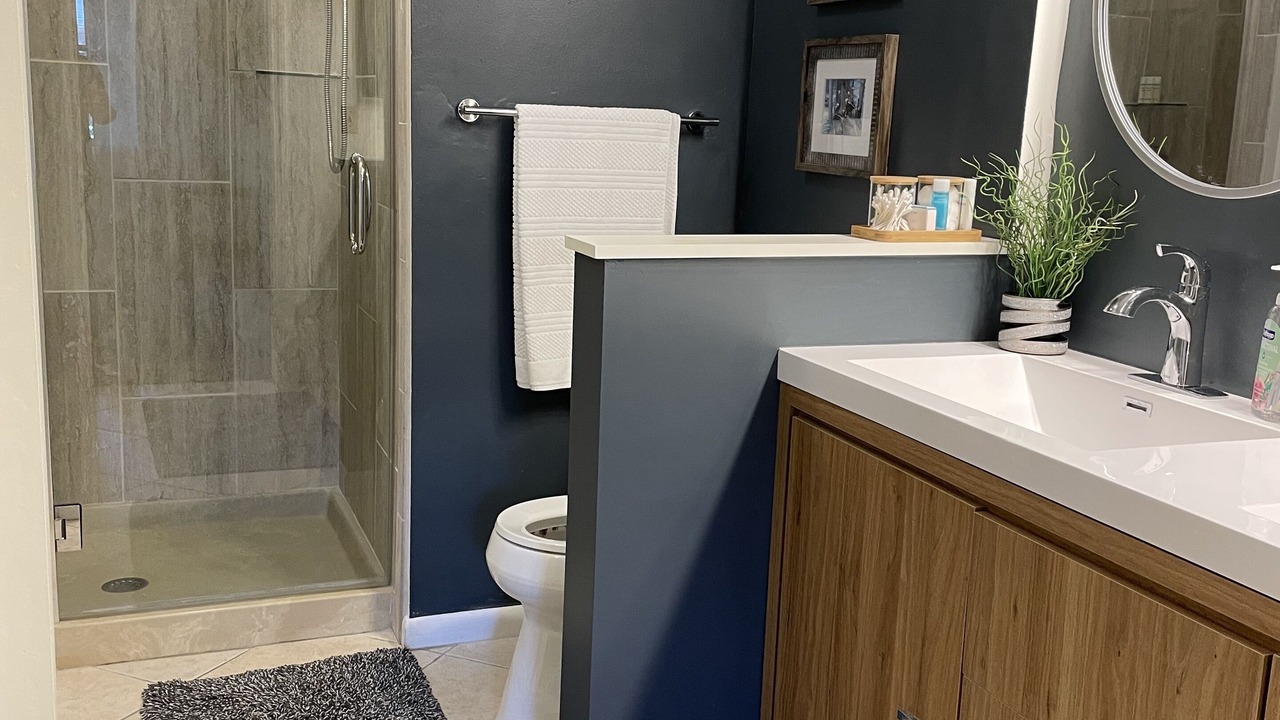 Photo of Bathroom in Trailer Estates