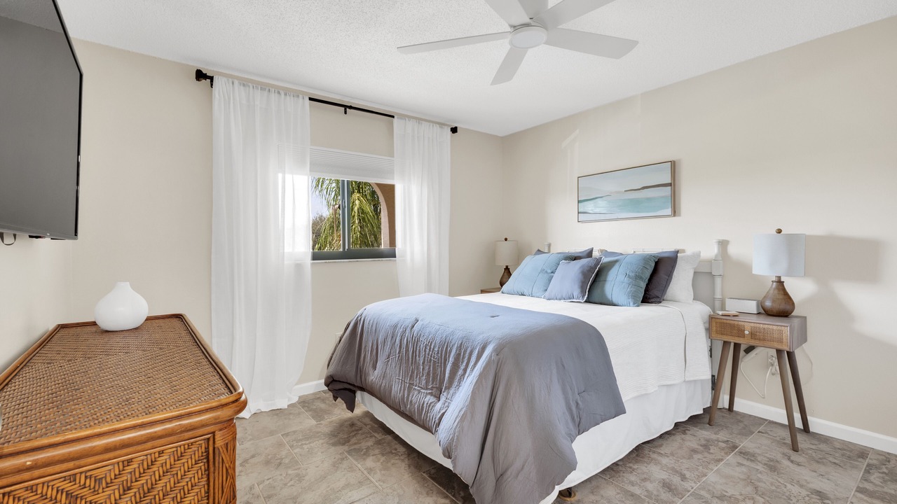 Photo of Bedroom in Iona