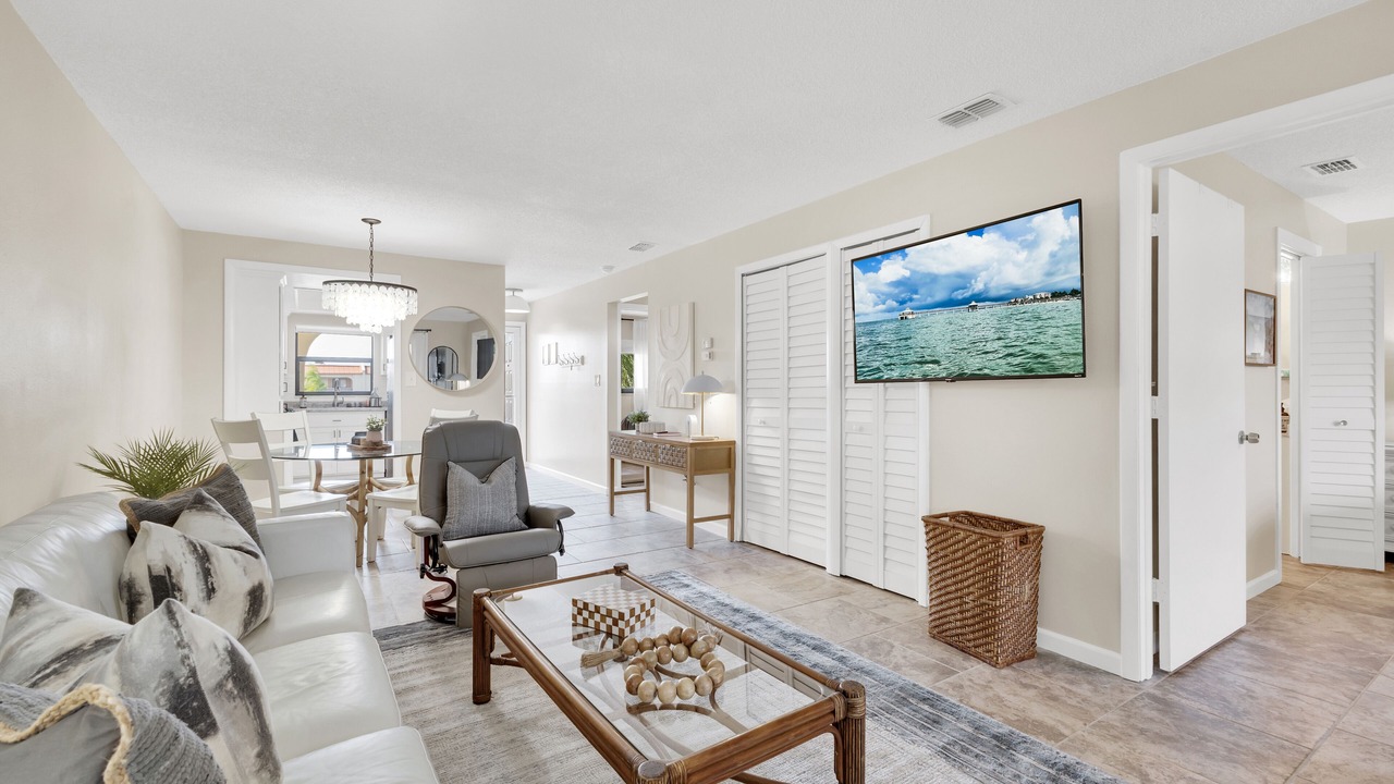 Photo of Livingroom in Iona