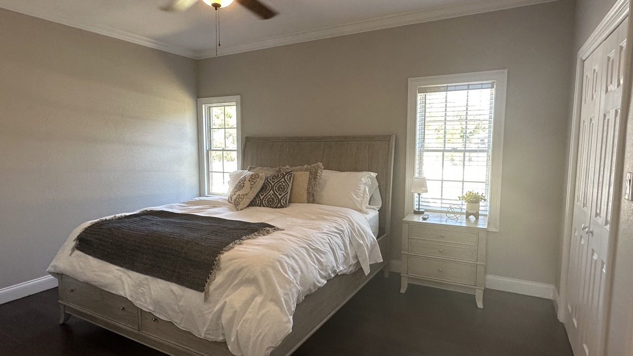 Photo of Bedroom in Lake Magdalene