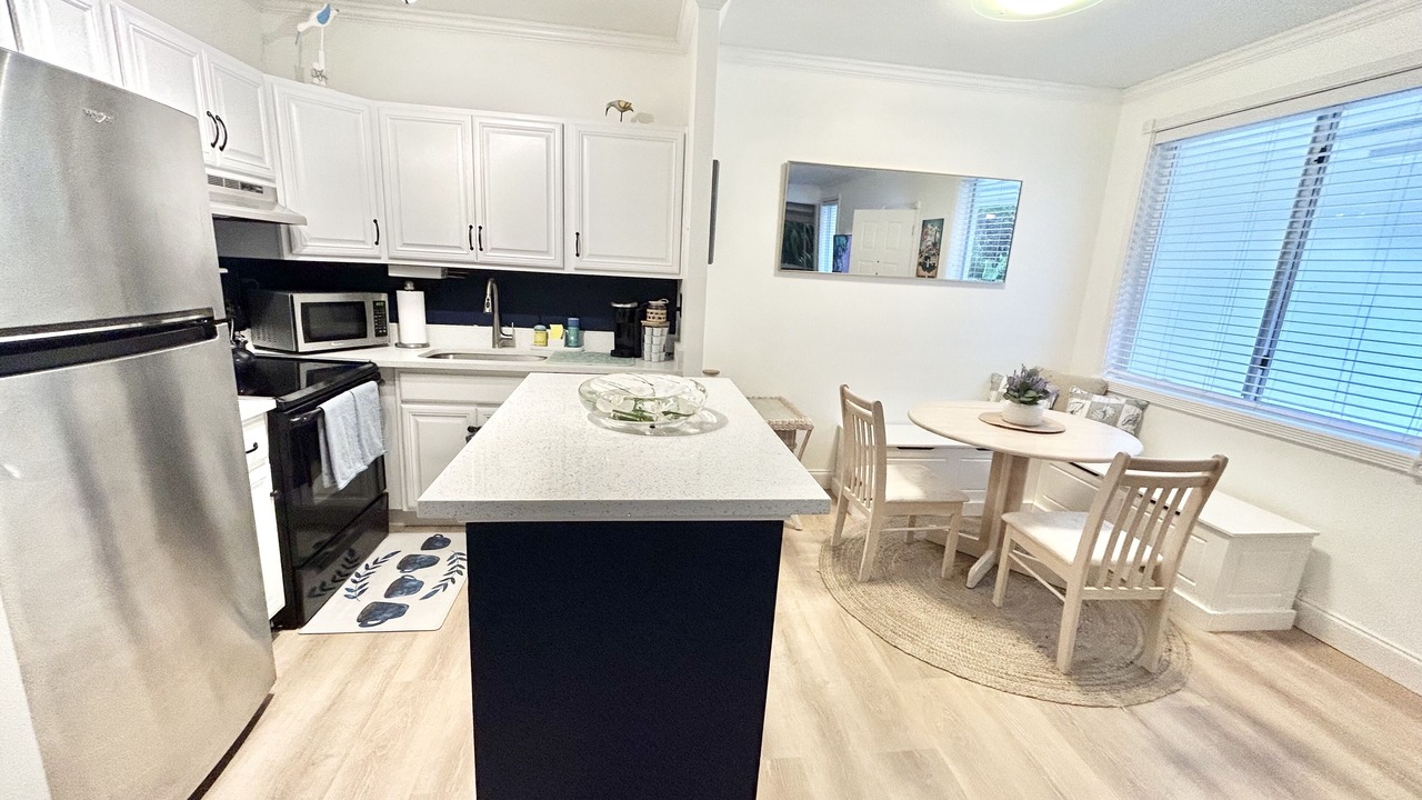 Photo of Kitchen in Jupiter Bay