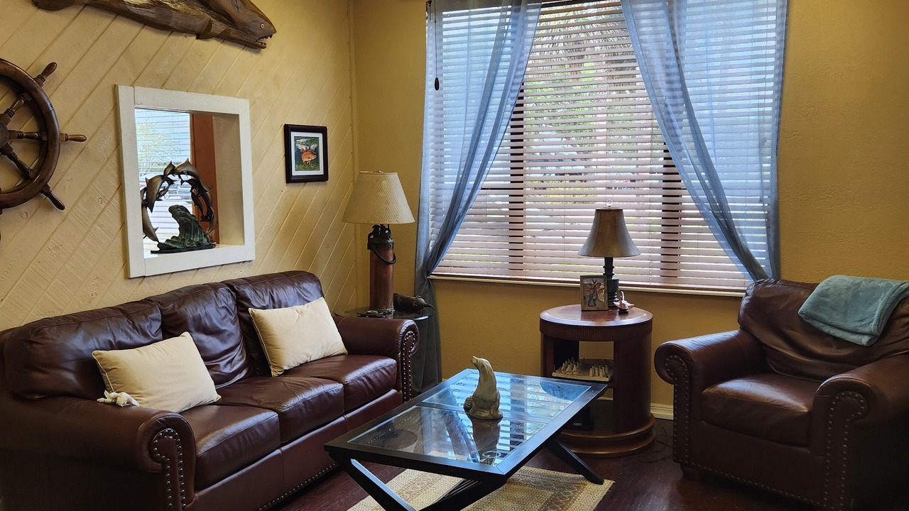 Photo of Livingroom in Titusville