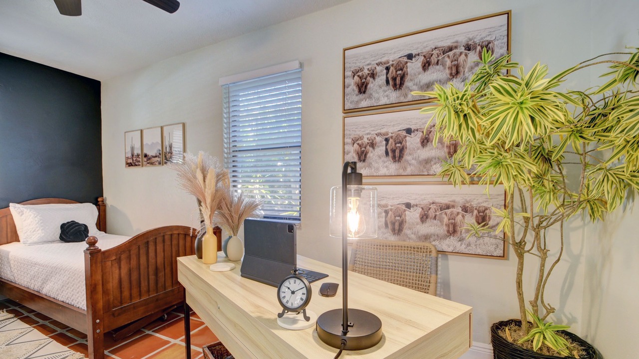 Photo of Bedroom in Flamingo Parks