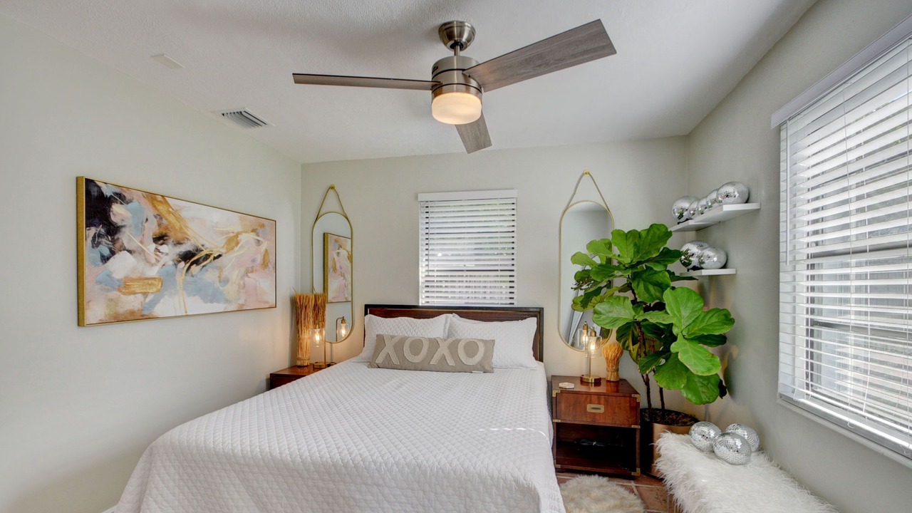 Photo of Bedroom in Flamingo Parks