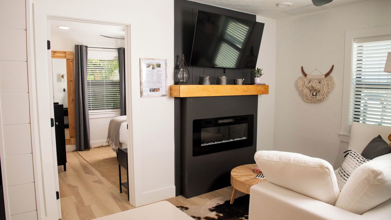 Photo of Livingroom in Fort Myers River District