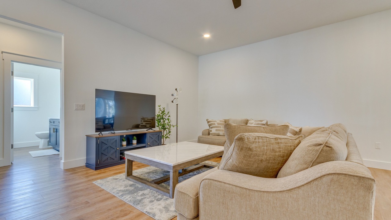 Photo of Livingroom in Gulf Breeze