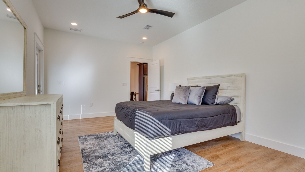Photo of Bedroom in Gulf Breeze