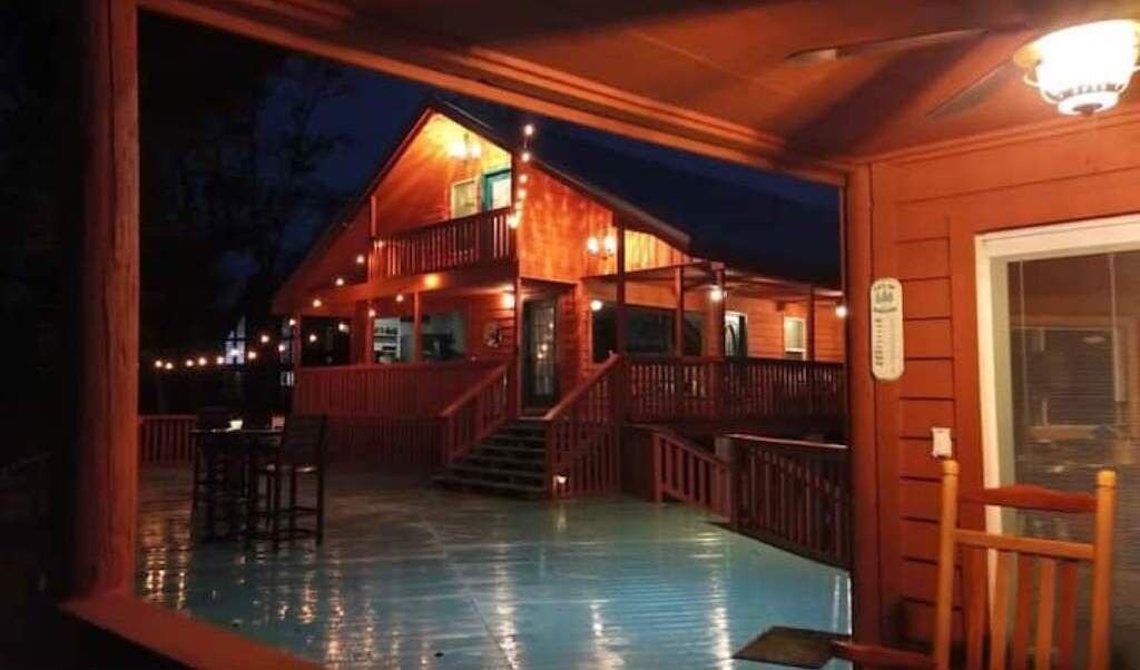 Photo of Outdoor in Clarksville