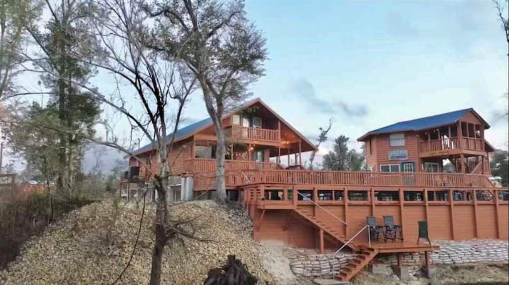 Photo of Outdoor in Clarksville