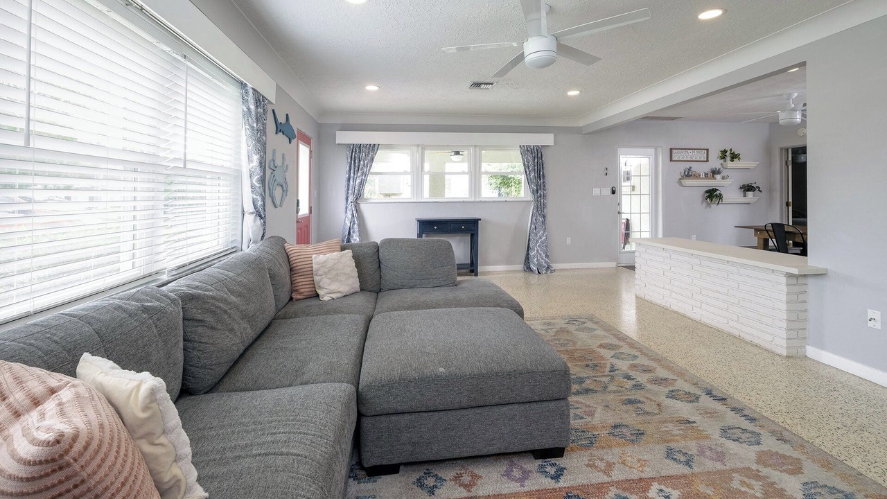 Photo of Others in Gulf Gate Estates