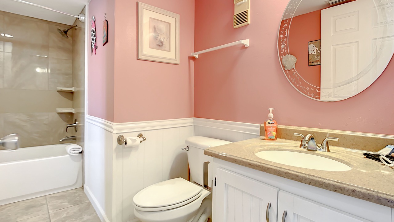 Photo of Bathroom in Horton Shores