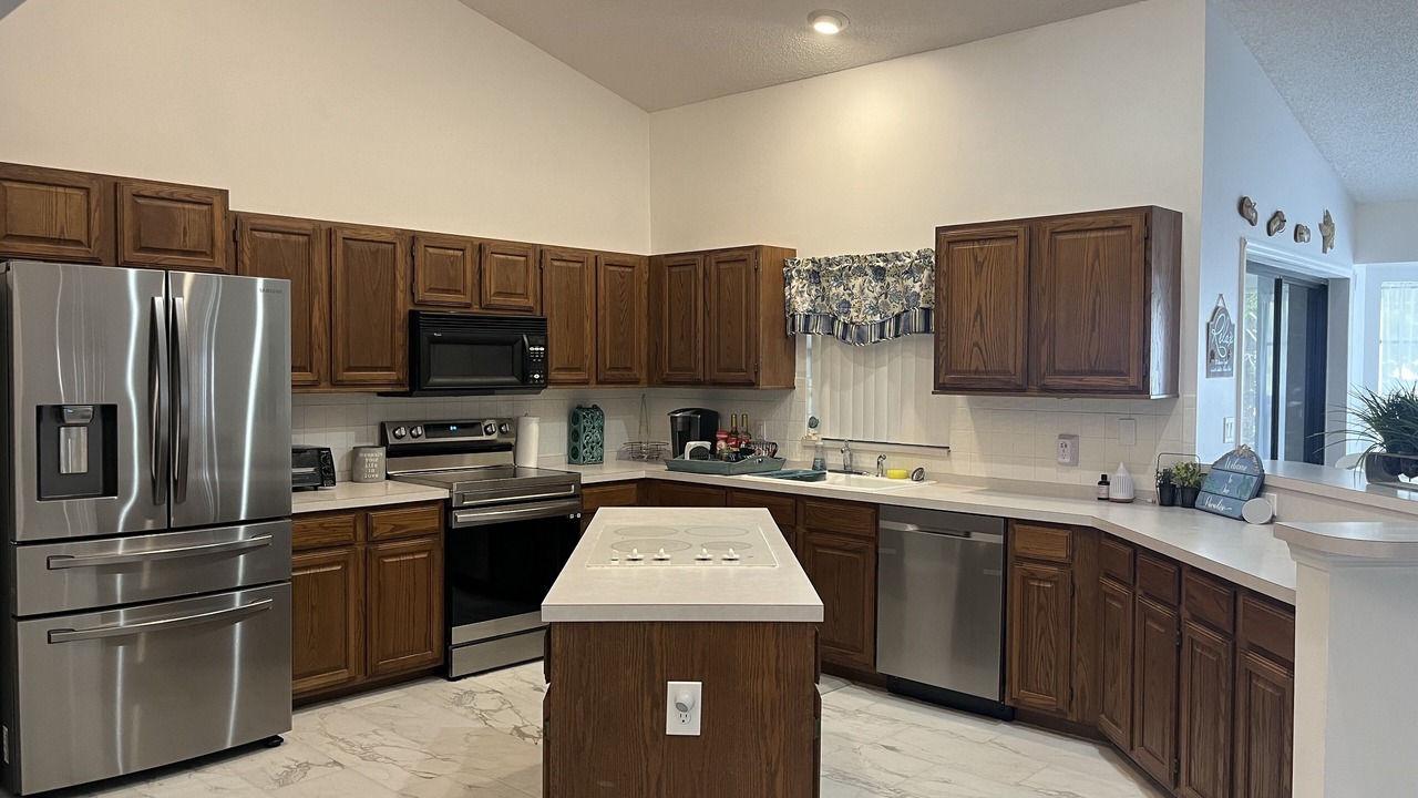 Photo of Kitchen in Sebastian Highlands