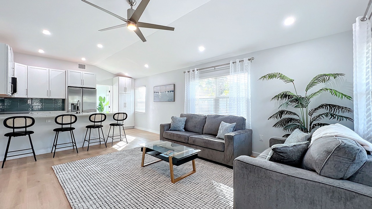 Photo of Livingroom in Laurel Park