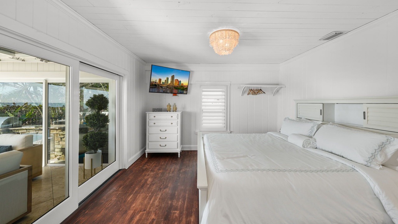 Photo of Bedroom in Independence Square