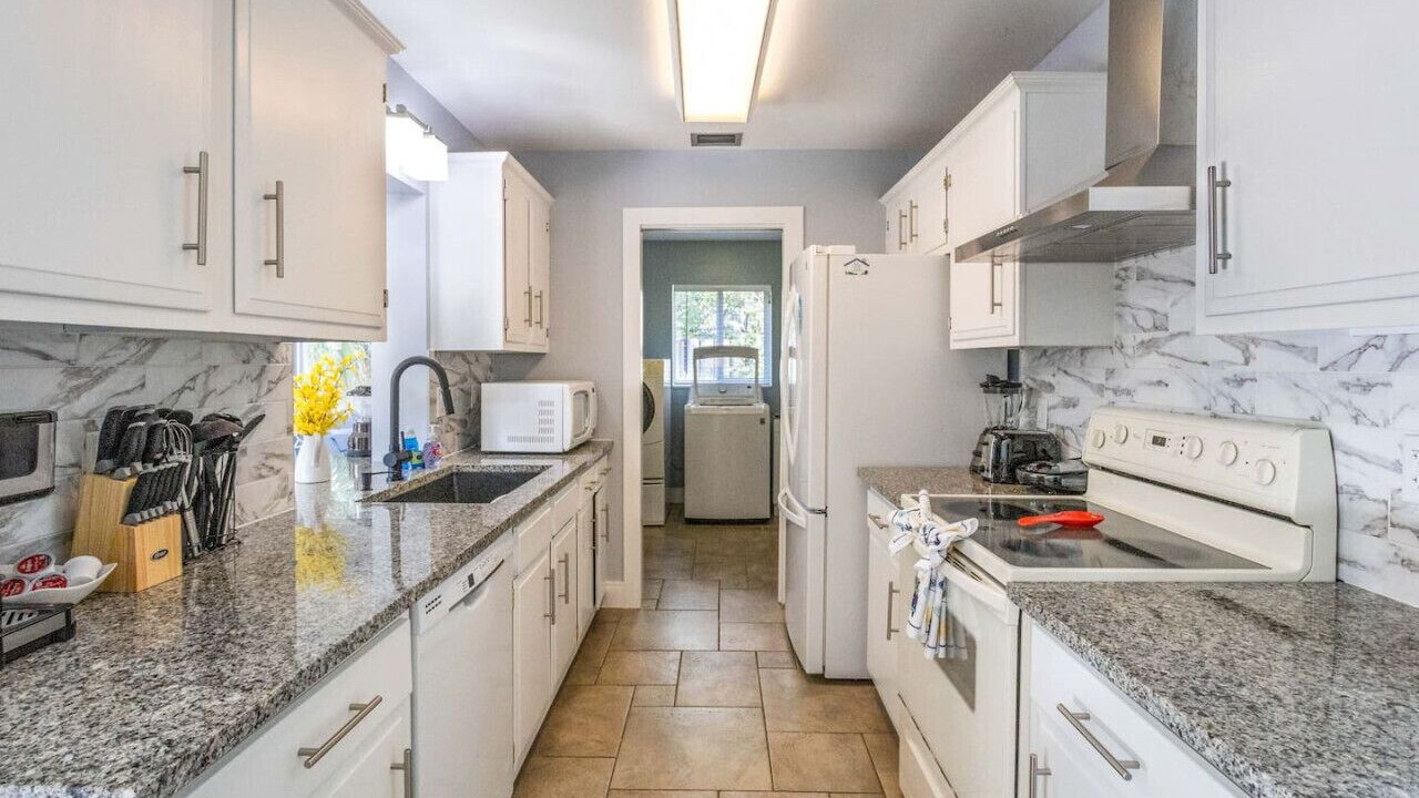 Photo of Kitchen in Tropic Palms