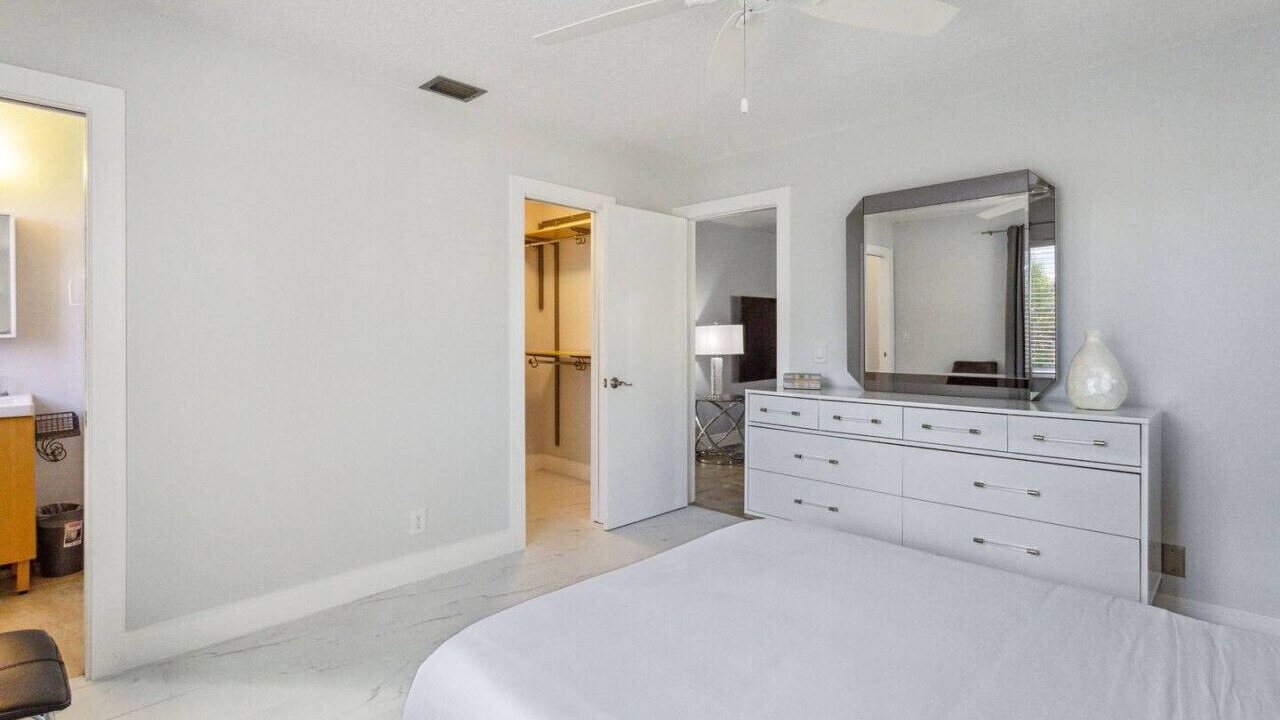 Photo of Bedroom in Tropic Palms