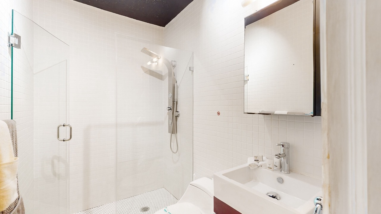 Photo of Bathroom in Poinciana Park