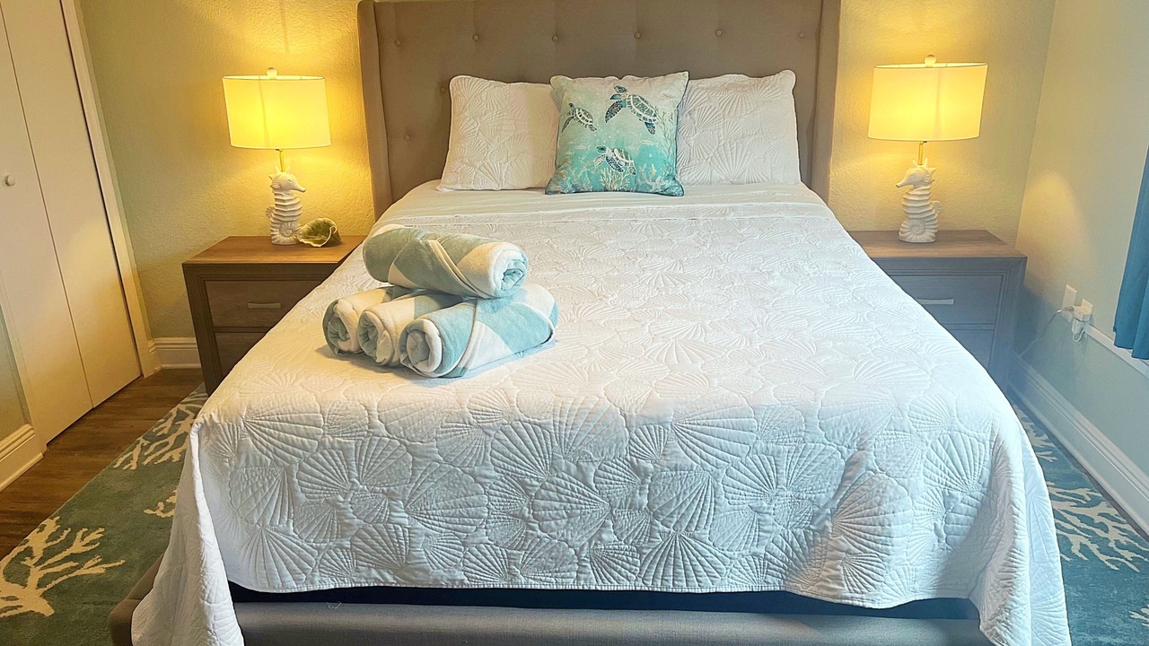 Photo of Bedroom in North Redington Beach