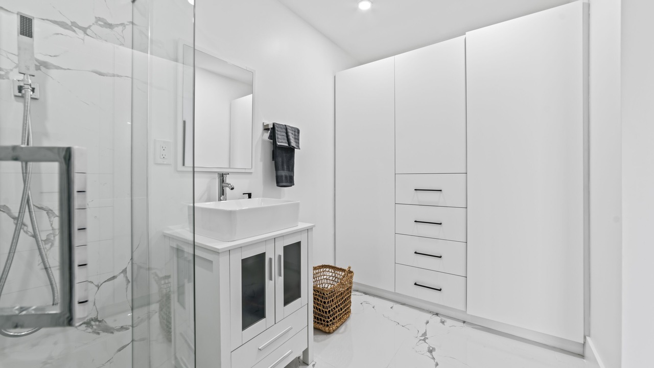 Photo of Bathroom in Richmond West