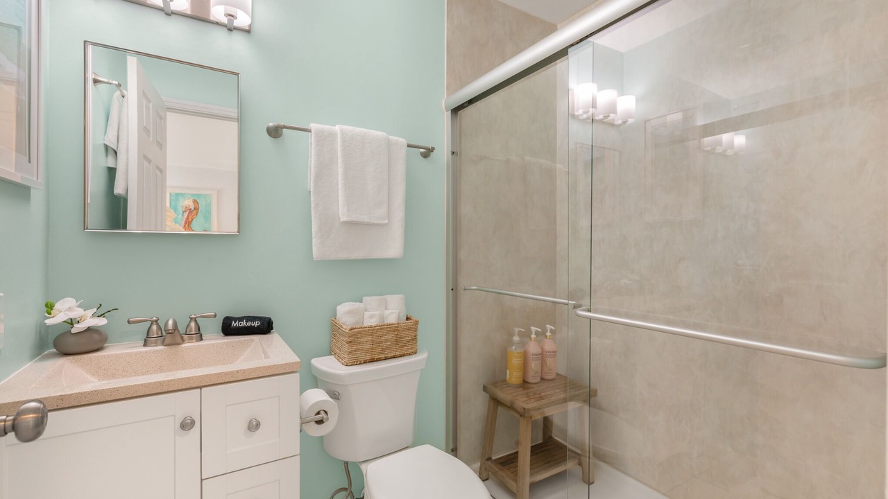 Photo of Bathroom in Truman Annex