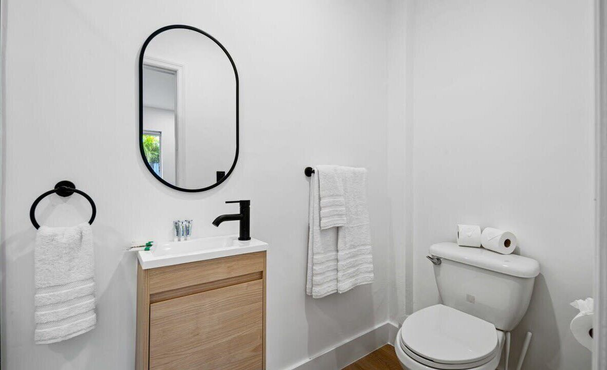 Photo of Bathroom in Sailboat Bend
