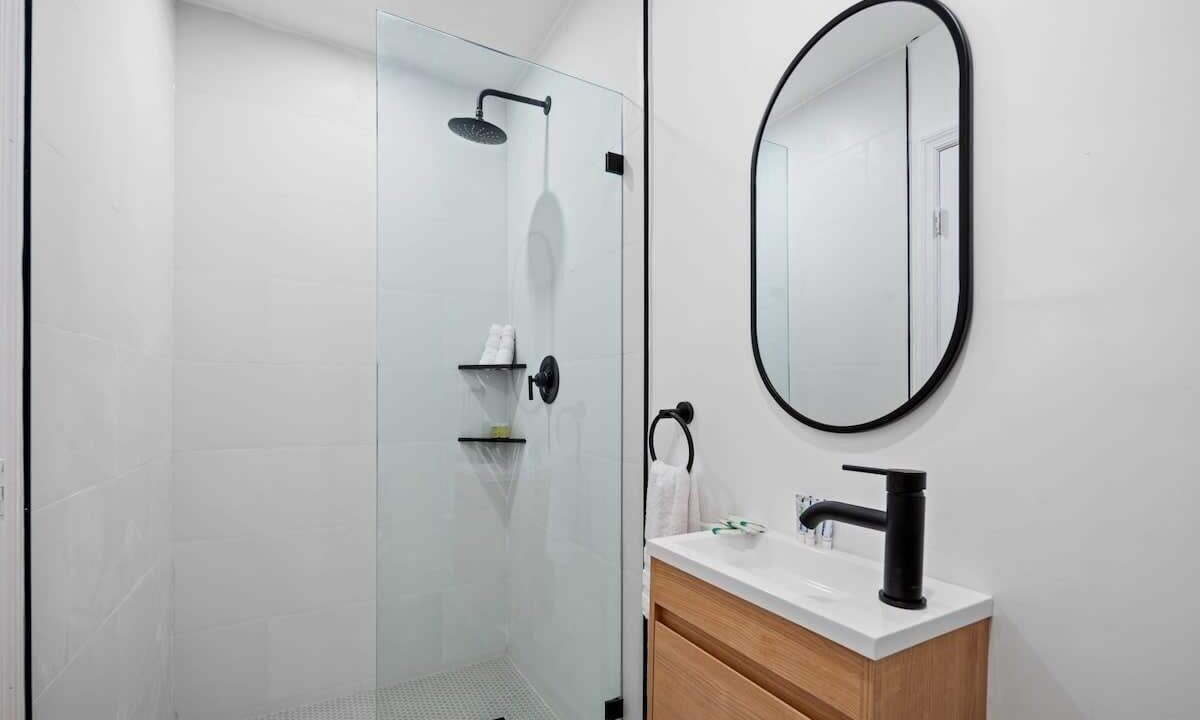 Photo of Bathroom in Sailboat Bend