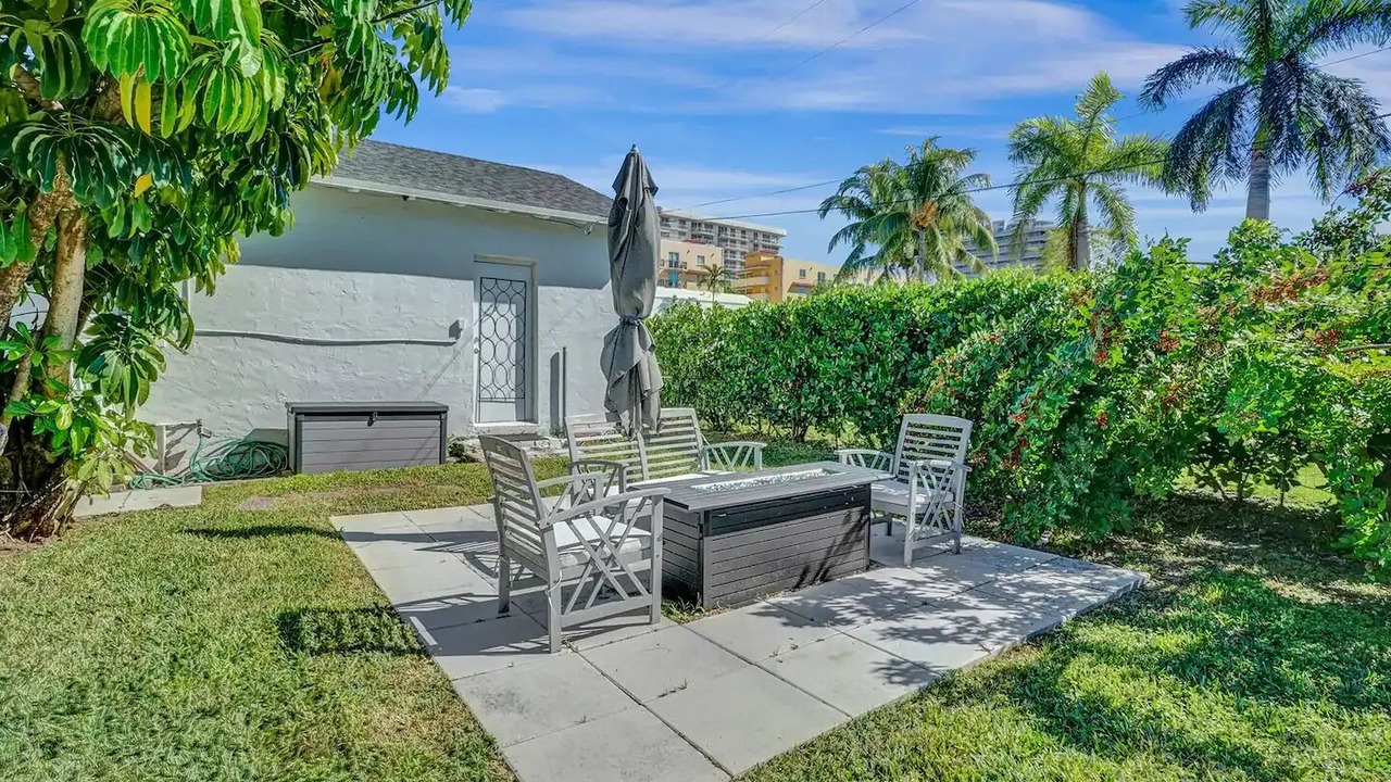 Photo of Outdoor in Surfside