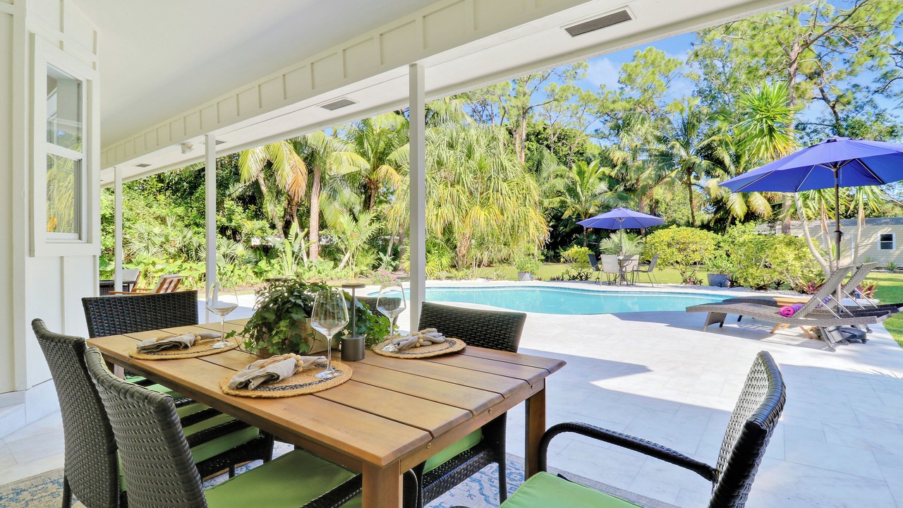 Photo of Outdoor in Jupiter Farms