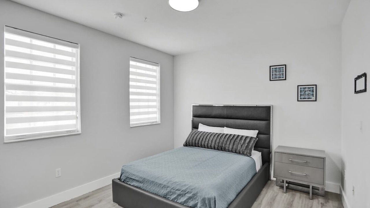 Photo of Bedroom in Tamiami