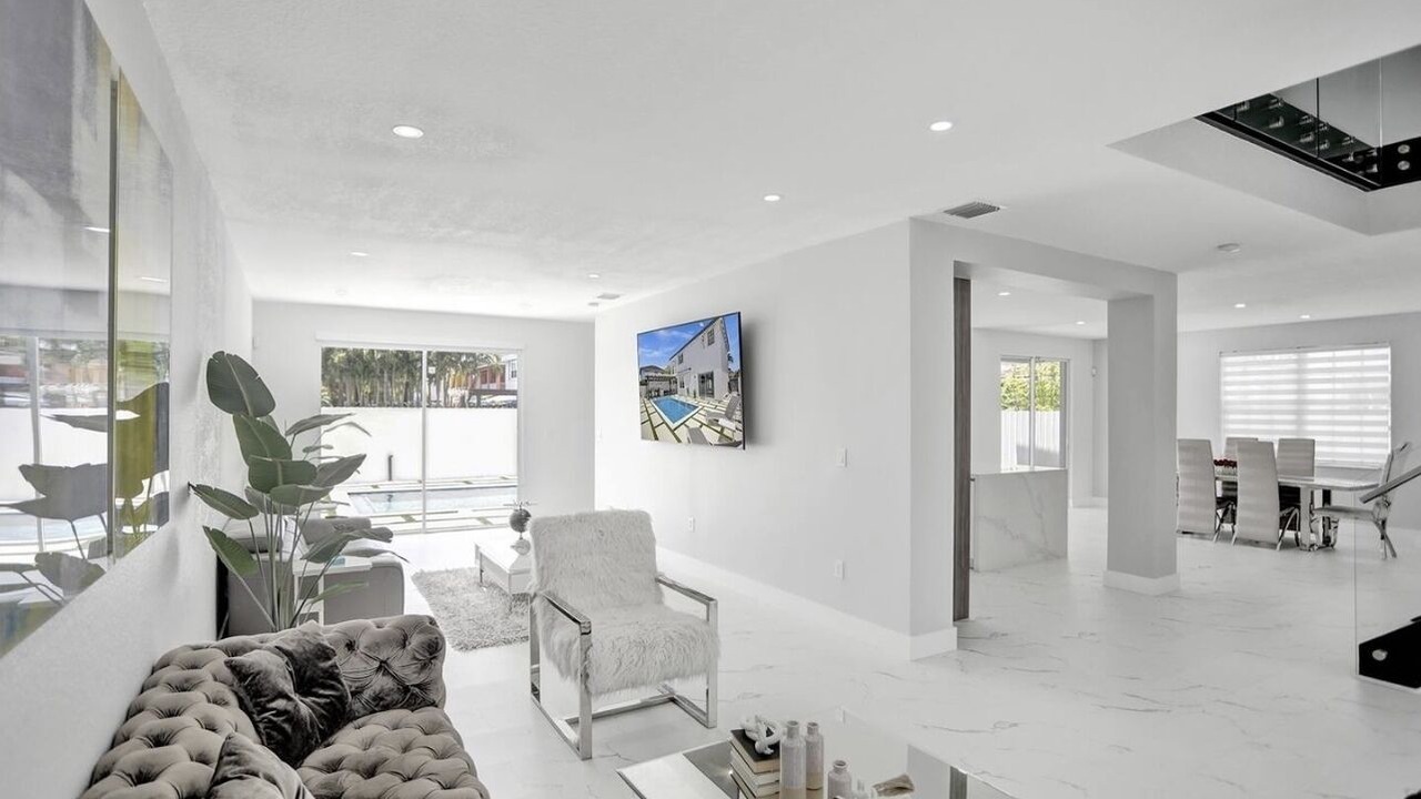 Photo of Livingroom in Tamiami