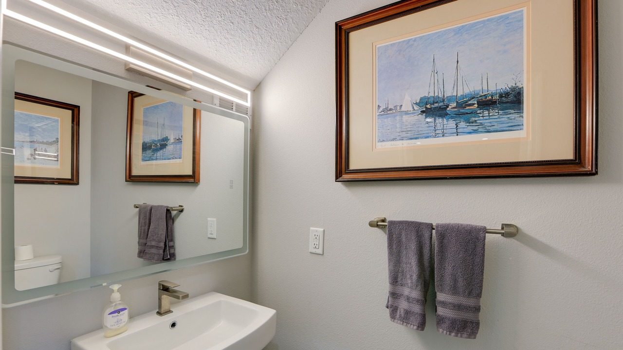 Photo of Bathroom in Fellowship