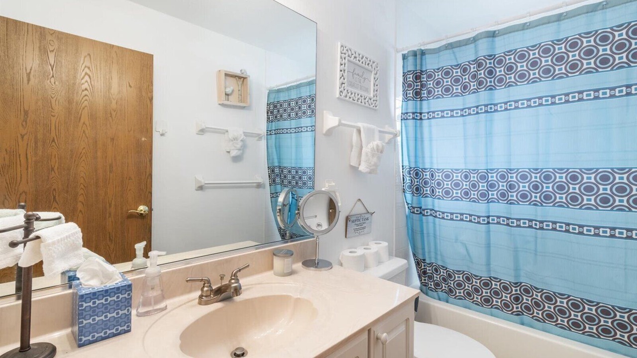 Photo of Bathroom in Dunnellon