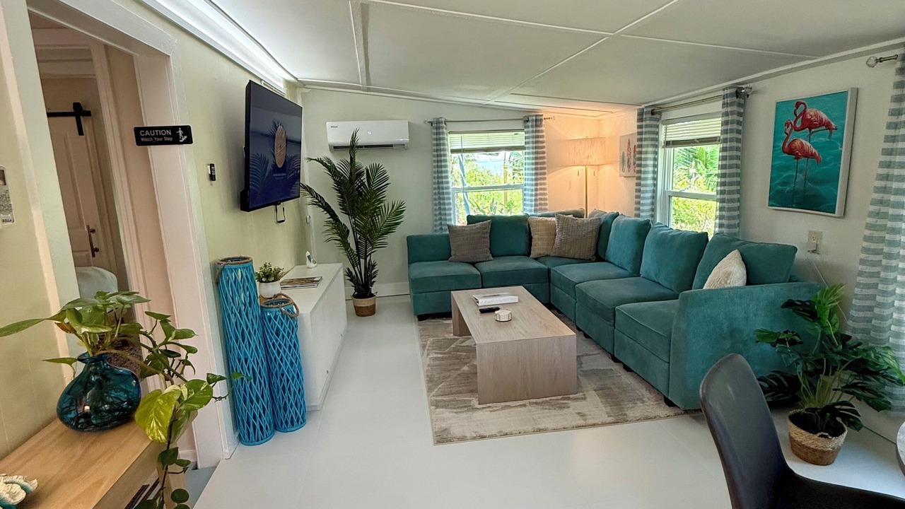 Photo of Livingroom in Stuart