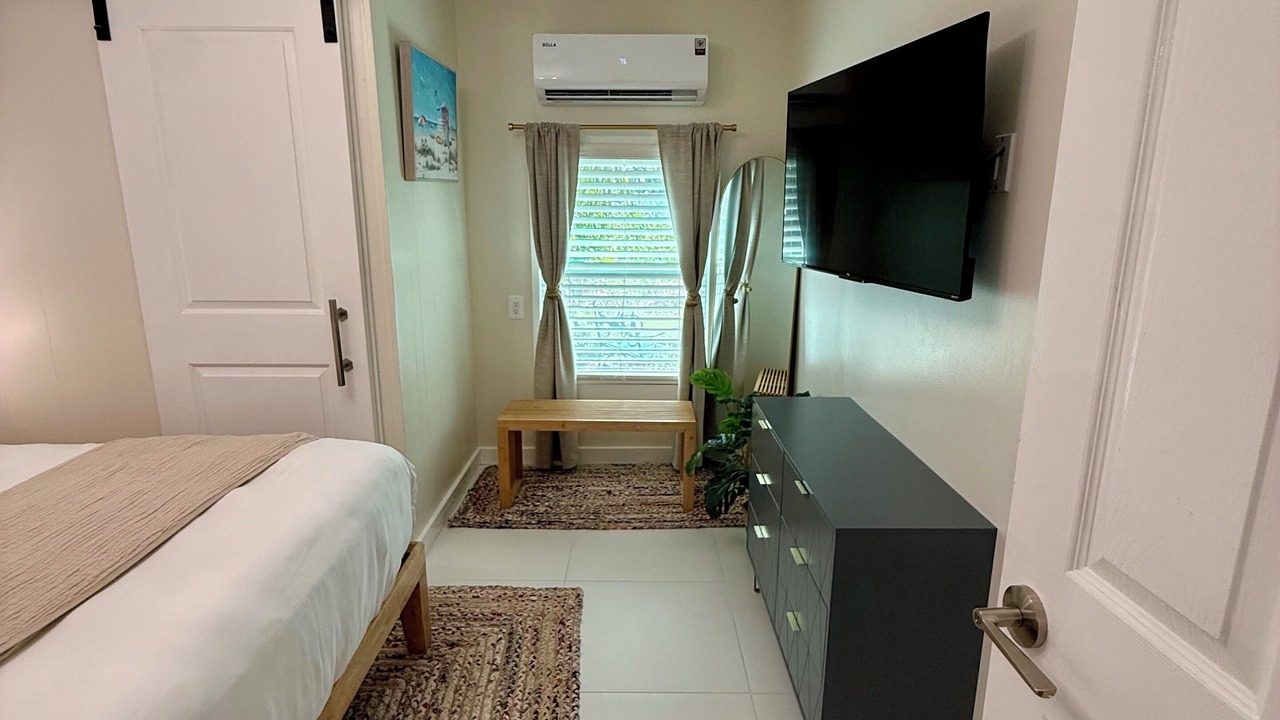 Photo of Bedroom in Stuart