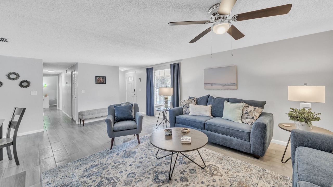Photo of Bedroom in Seffner Community Alliance
