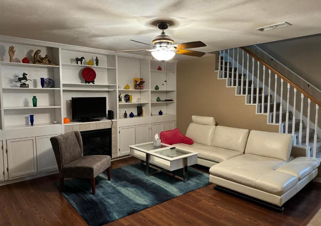 Photo of Livingroom in Gainesville