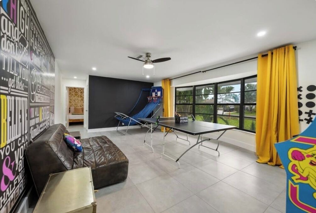 Photo of Bedroom in Garden Isles