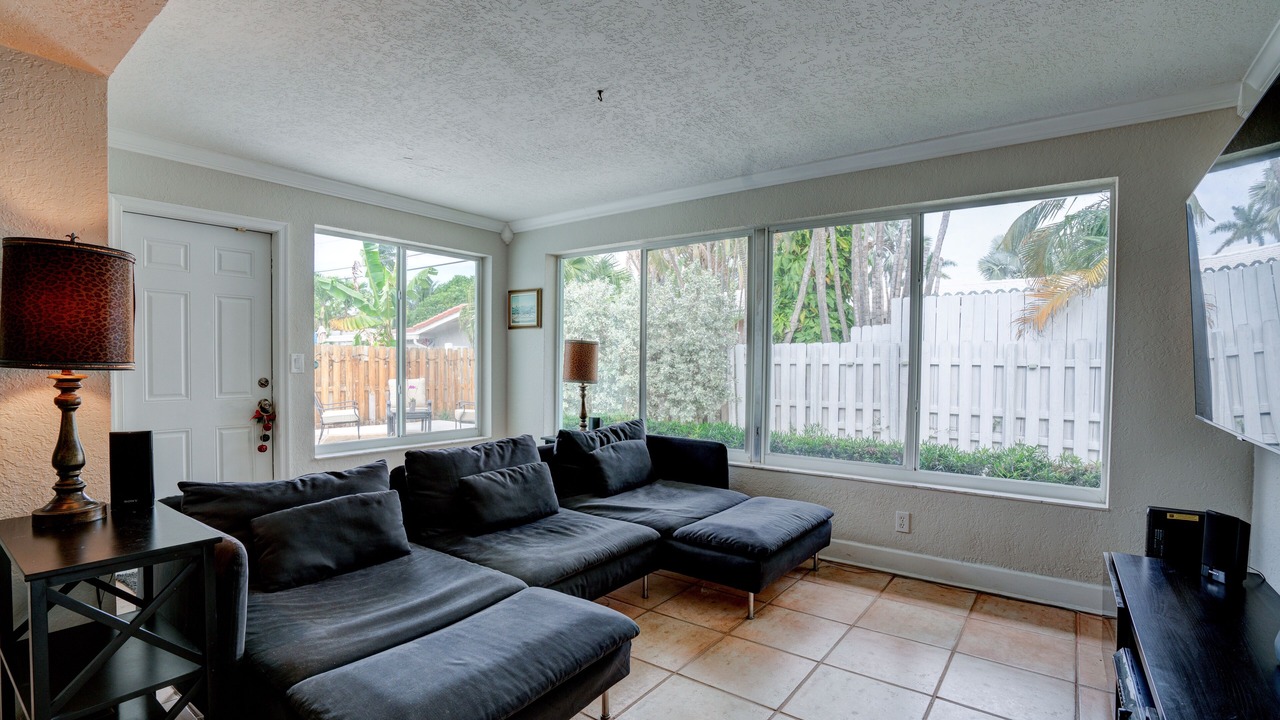 Photo of Bedroom in Santa Barbara Estates