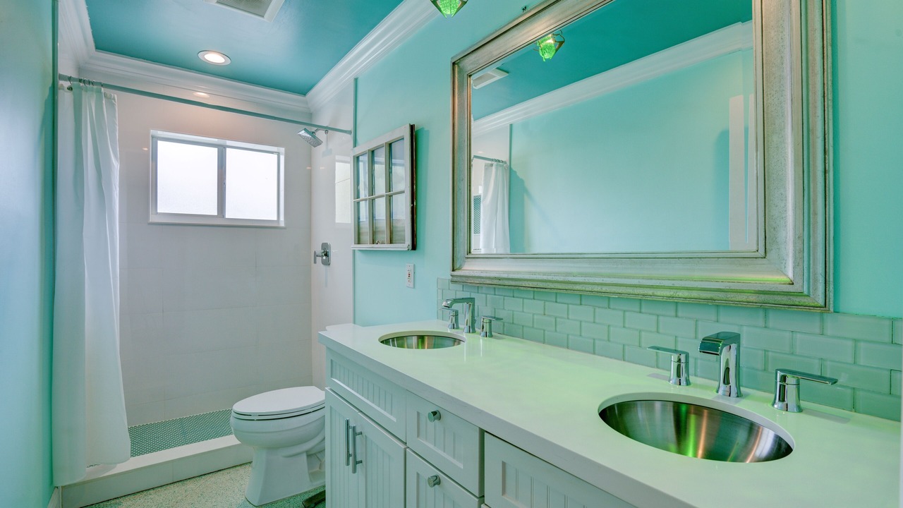 Photo of Bathroom in Santa Barbara Estates