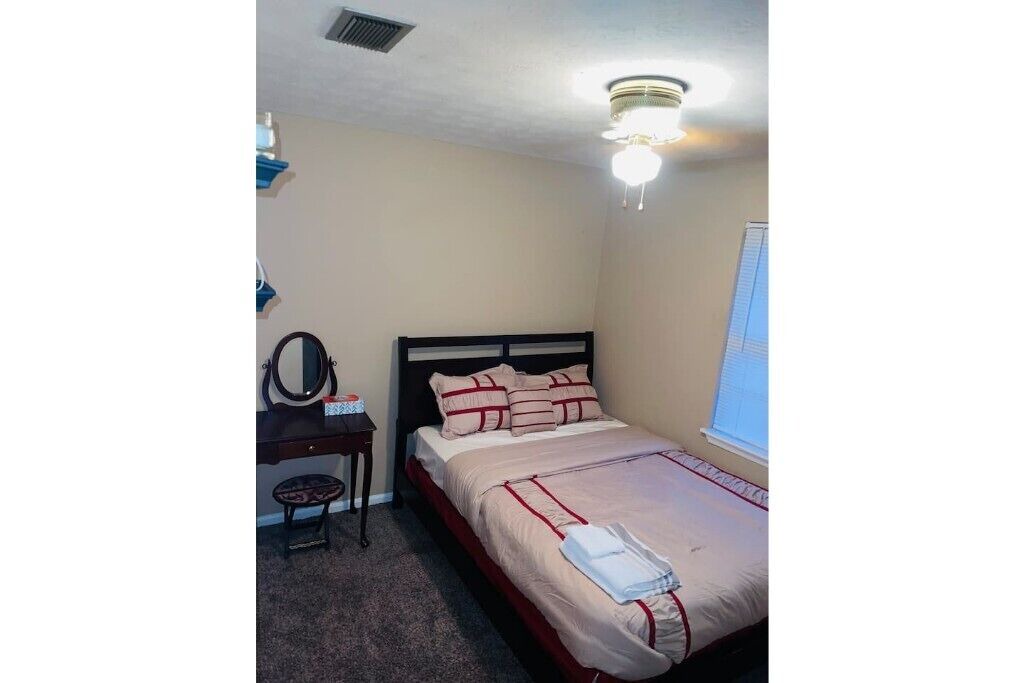 Photo of Bedroom in Tallahassee