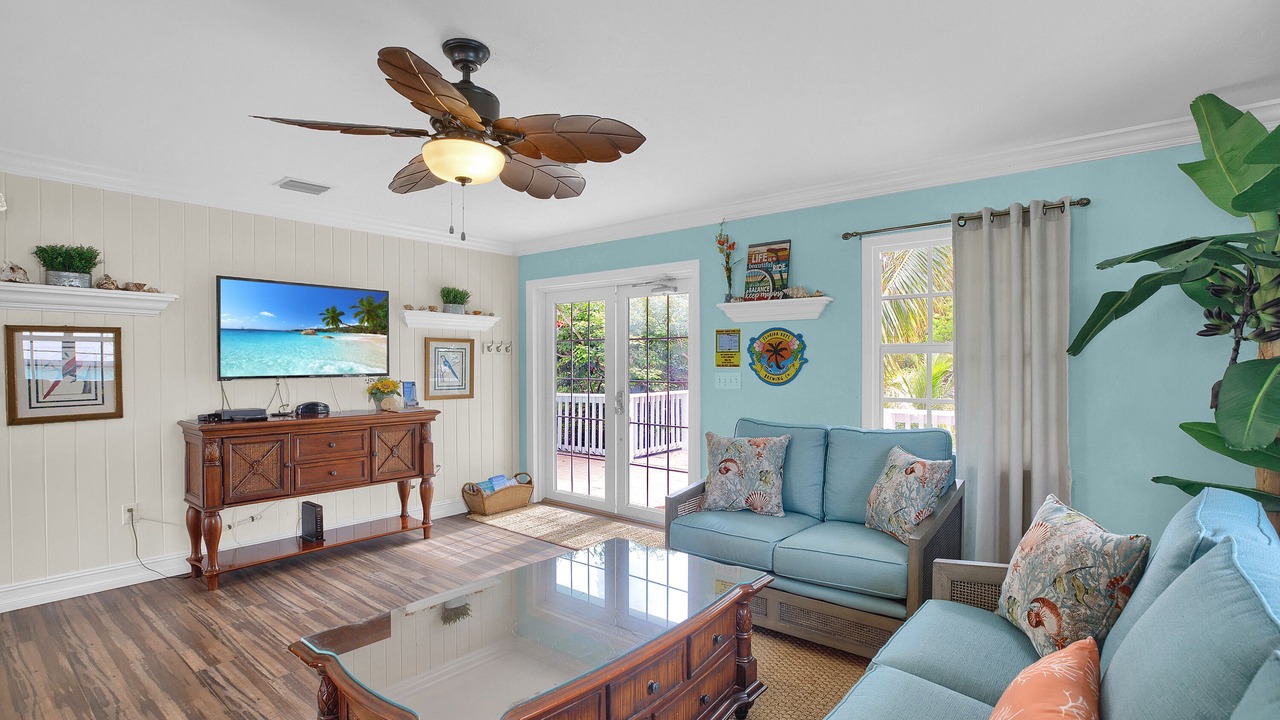Photo of Livingroom in Islamorada