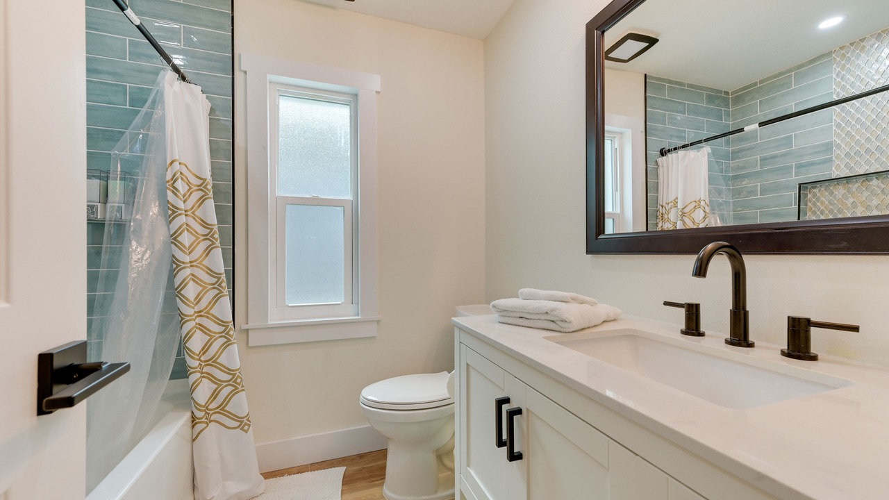 Photo of Bathroom in Greater Northdale