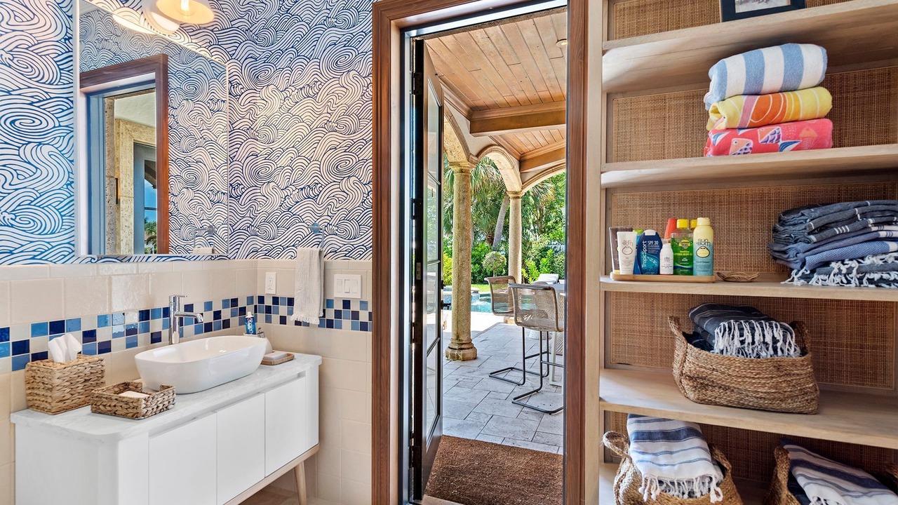 Photo of Bathroom in College Park