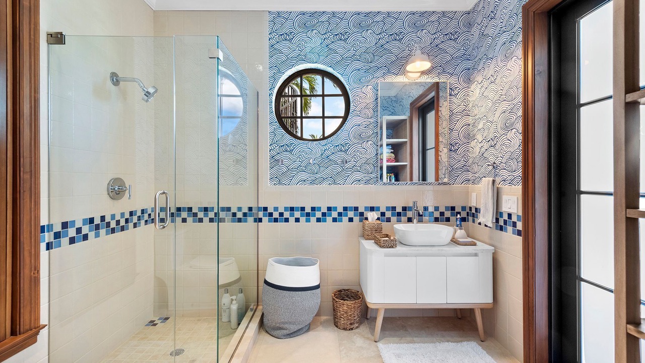 Photo of Bathroom in College Park