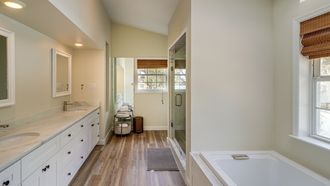 Photo of Bathroom in Wildwood