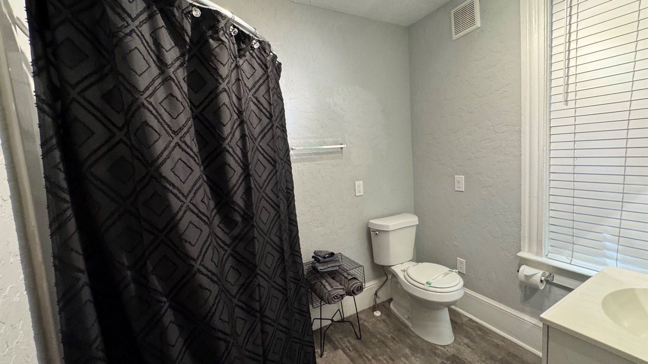 Photo of Bathroom in South Eola
