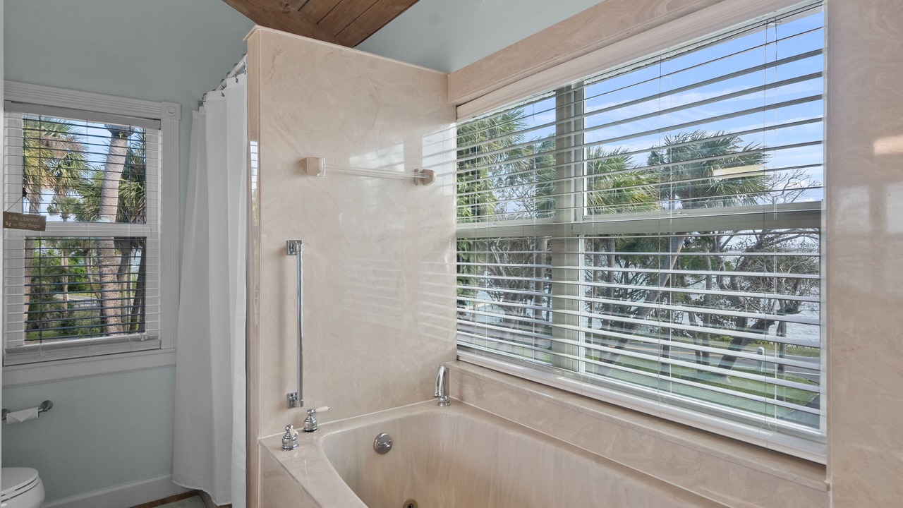 Photo of Bathroom in Indian River Estates
